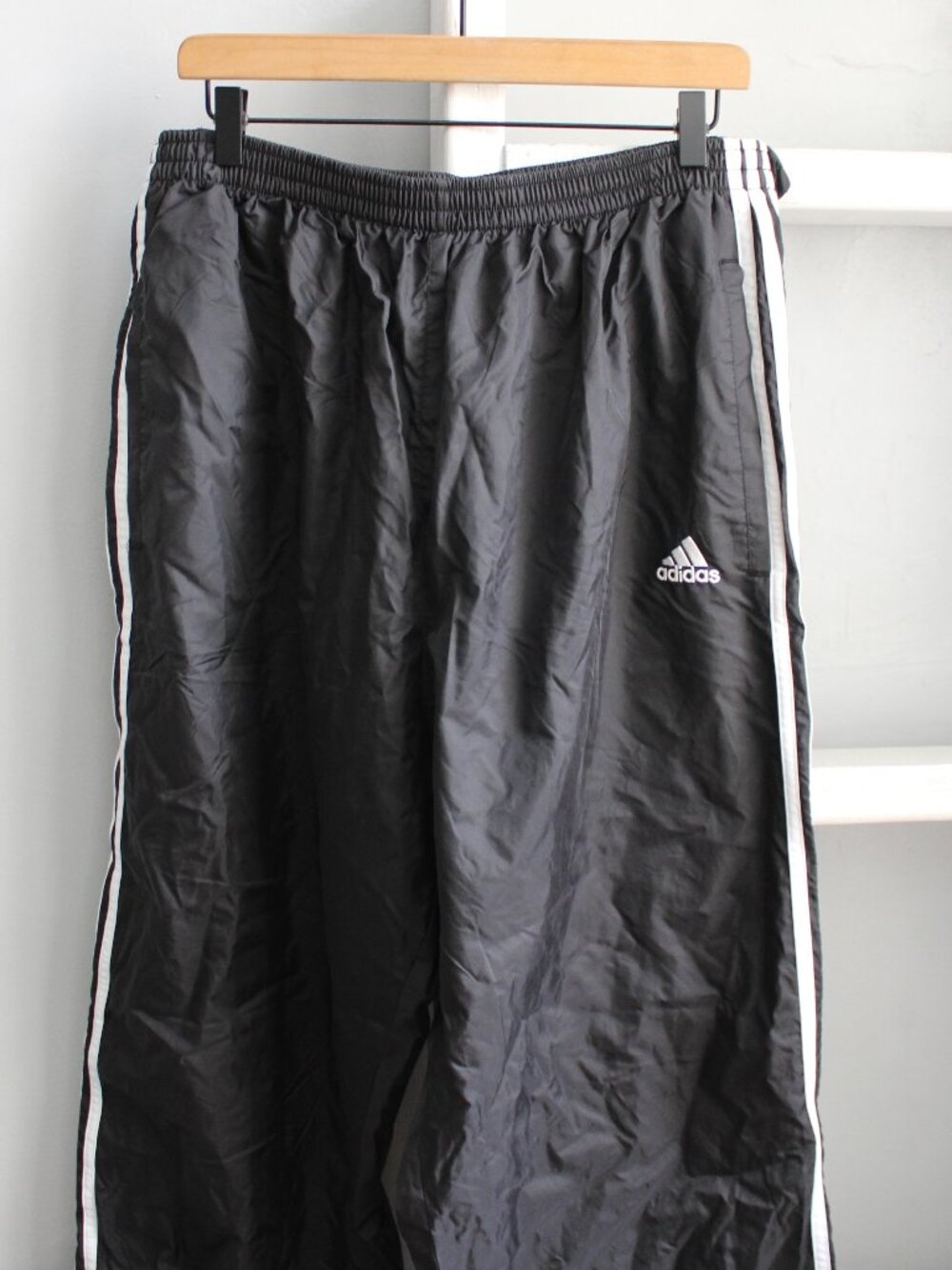 Adidas VTG Y2K Nylon Black Tearaway Track Pants Snap Sides 3-Stripes Mens sz 2XL - Picture 4 of 5